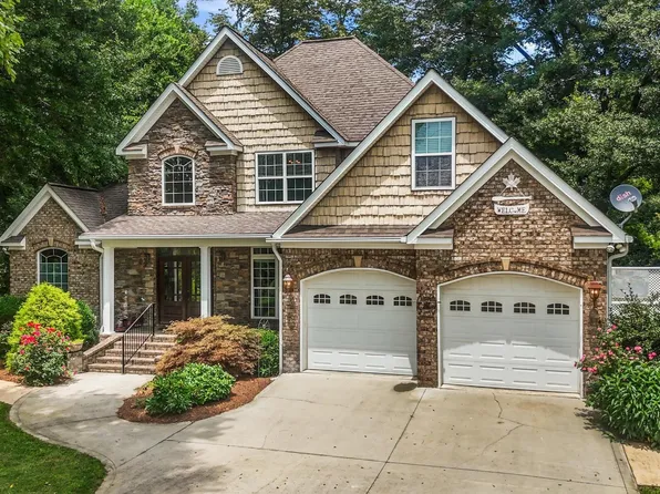 215 River Ln, Delano, TN 37325
