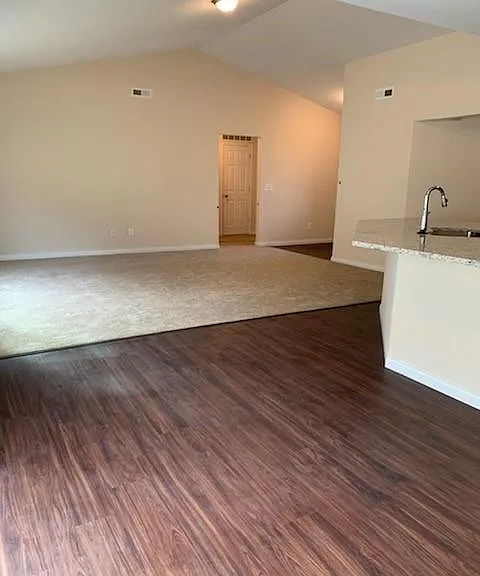 6513 Hammer Ct — Photo 4