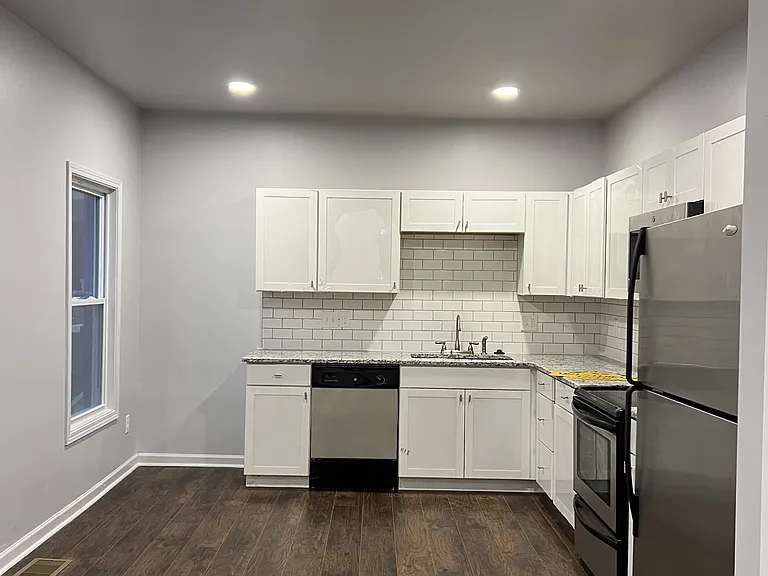 1519 Olympian Way SW #A — Photo 7