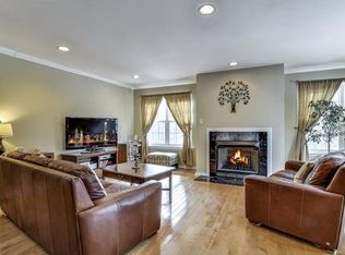 43 Catherine Ct, Laurence Harbor, NJ 08879