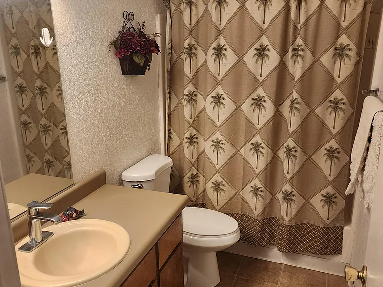 276 Lake Havasu Ave S #B9 — Photo 10
