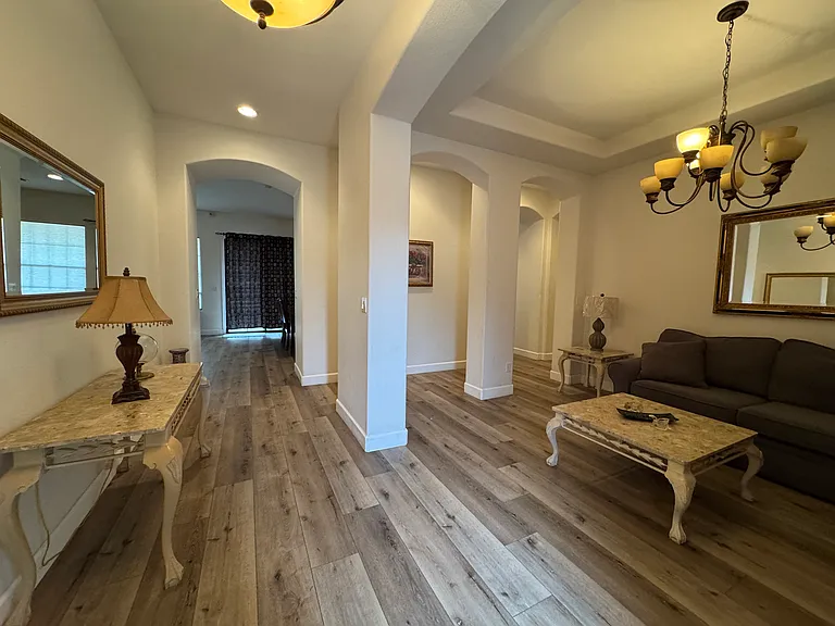3111 Esmerelda Dr — Photo 8