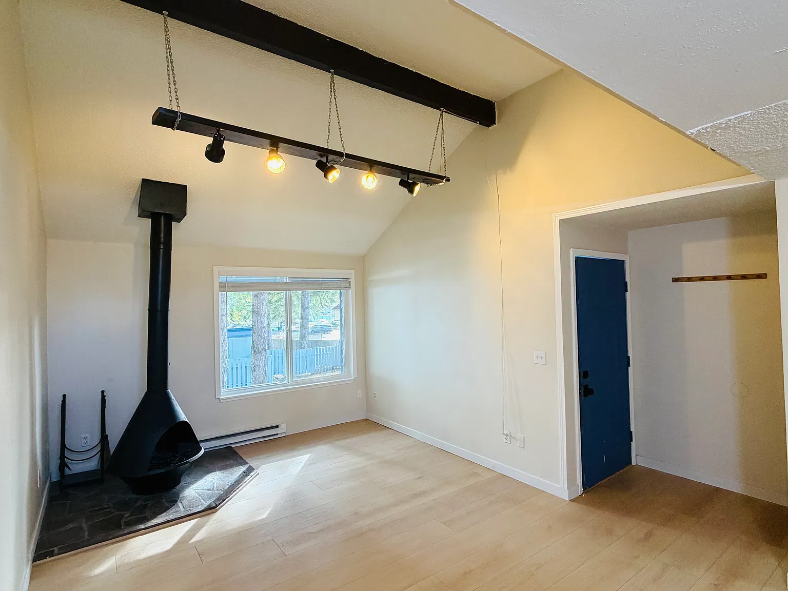 4308 NE Sunset Blvd — Photo 4