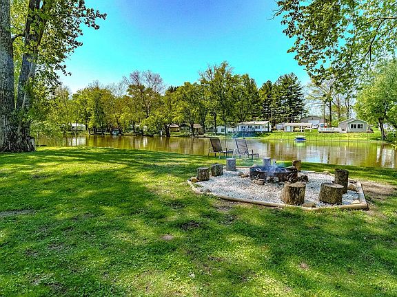 4th image of 7653 E Dale Ct