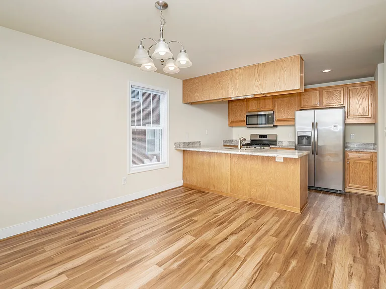 417A Florence Ave #A — Photo 6