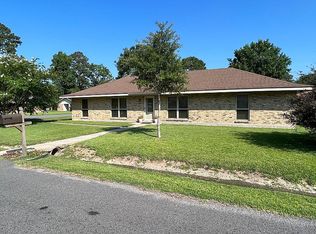 101 Woodlawn Dr, Lafayette, LA 70506