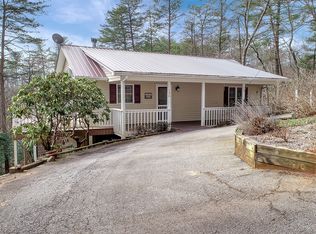 136 Barberry Pl, Helen, GA 30545