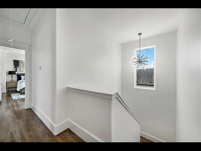 1521 Laird St #C — Photo 16
