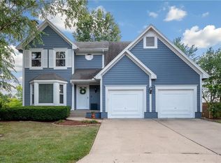1200 SW Stonecreek Dr, Blue Springs, MO 64015