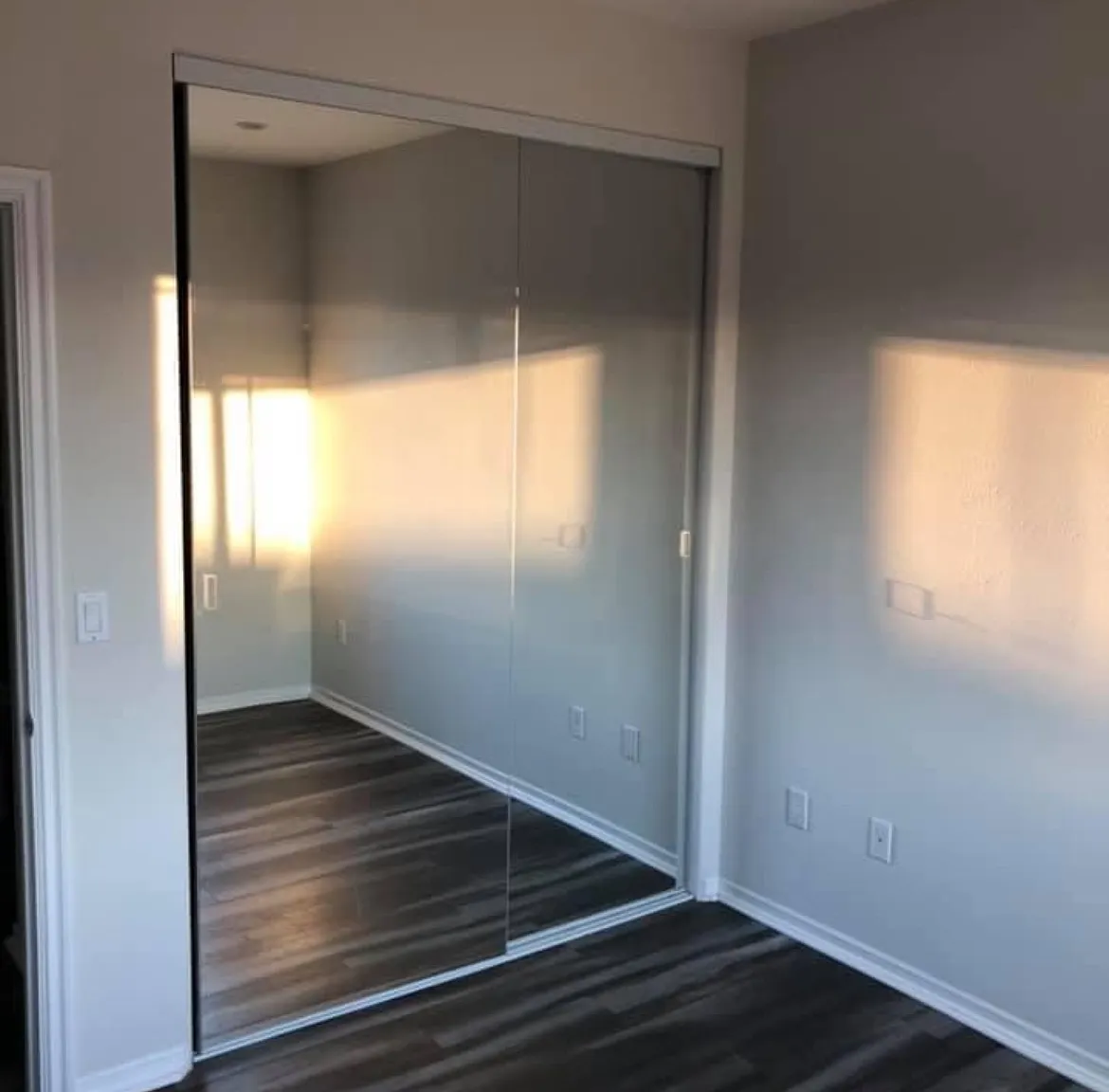 3 bed, $969 — Photo 2