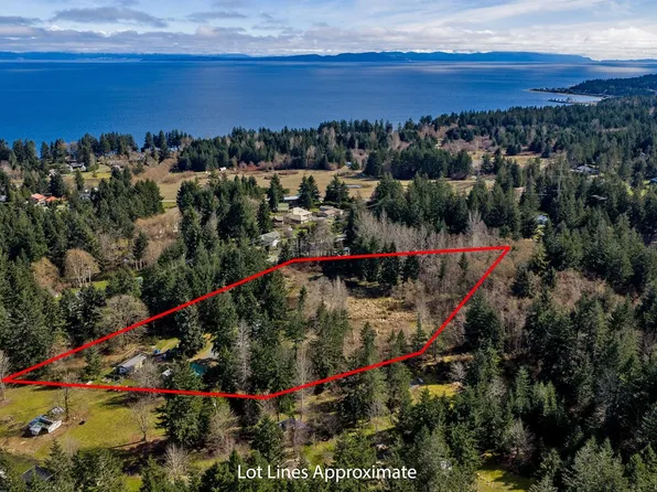 2187 May Rd, Comox Valley, BC V9J 1X7