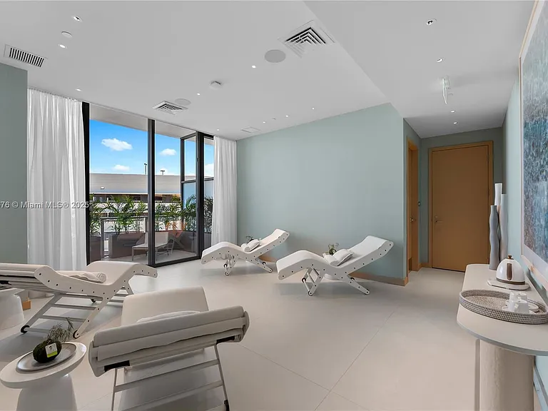 500 Alton Rd — Photo 10