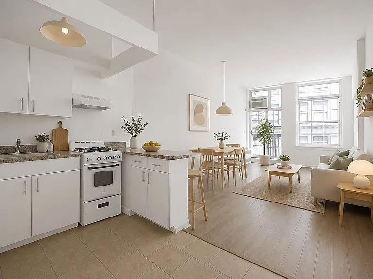 88 Fulton St #318 — Photo 1