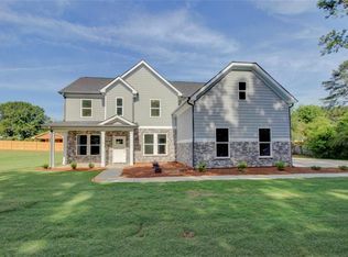 41 Woodland Rd, Covington, GA 30016