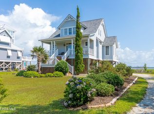 141 East Dr, Harkers Island, NC 28531
