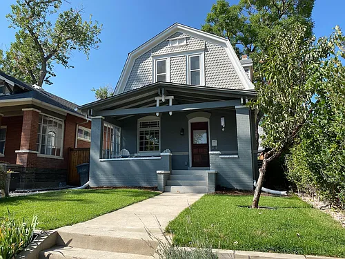 2107 Grove St Photo 1