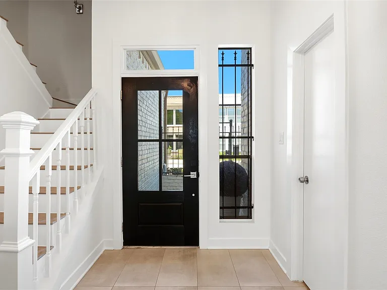 9407 Denbury Way — Photo 4