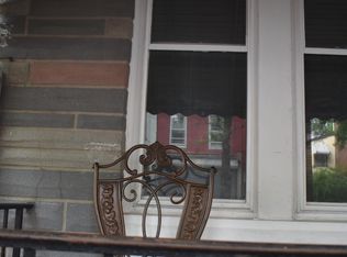 242 S 4th St, Reading, PA 19602
