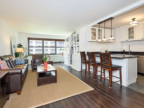 2nd image of 140 W End Ave APT 9J