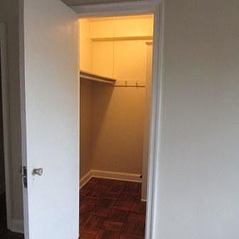 Walk in closet