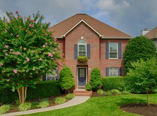 2459 Maple Crest Ln, Knoxville, TN 37921