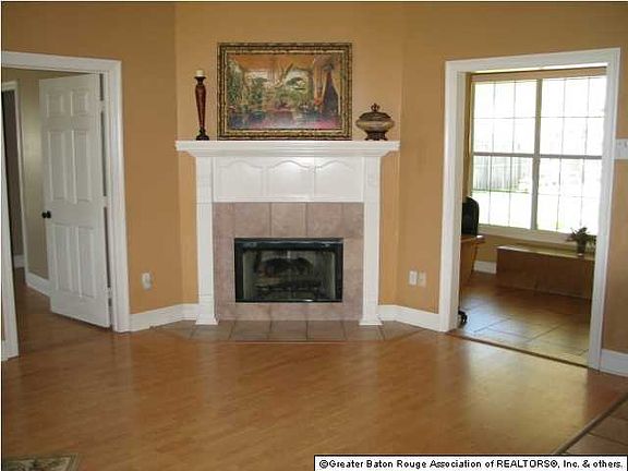 4th image of 17447 Les Chenier St