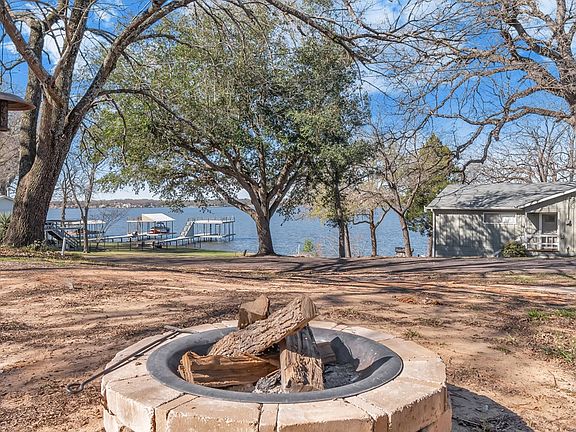 2nd image of 4901 Beach View Dr