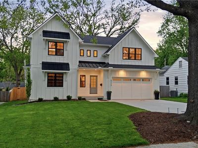 5325 W 72nd St, Prairie Village, KS, 66208