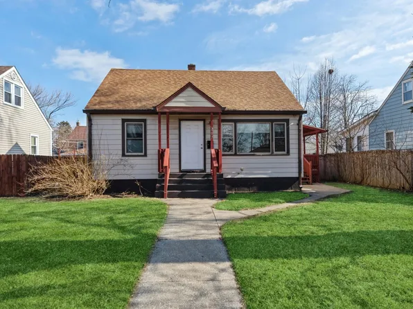 1807 Grove Ave, North Chicago, IL 60064