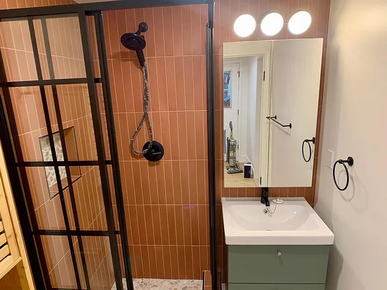 Shower enclosure with vanity & large medicine cabinet
