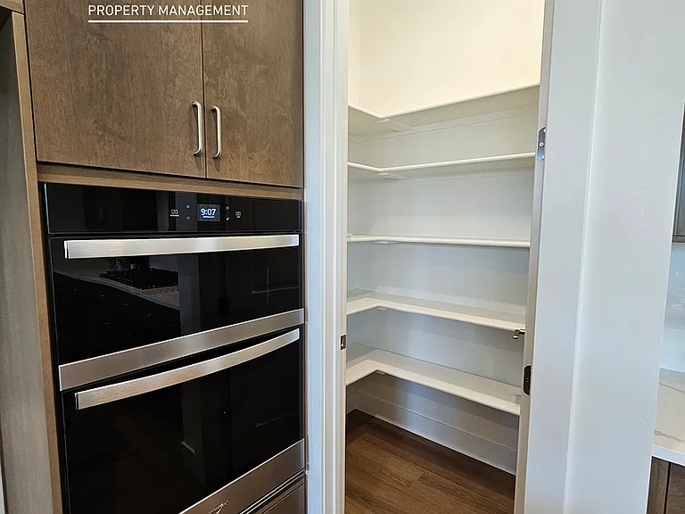 1220 W Grassland St — Photo 16