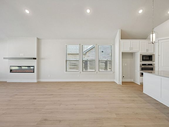 5th image of 4724 Tippett Dr