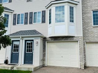 4948 Evergreen Dr N UNIT 7, Hugo, MN 55038
