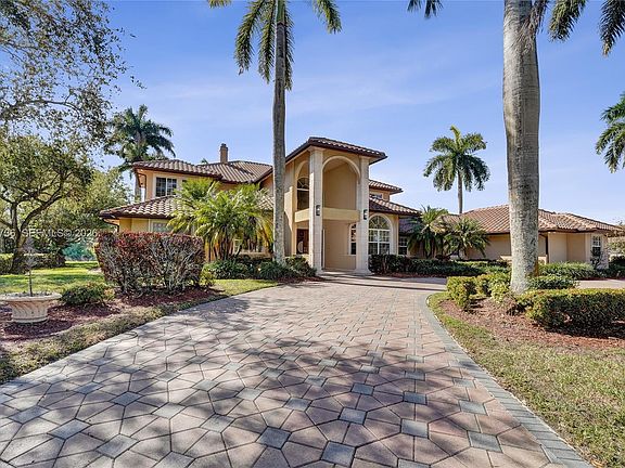 3rd image of 3855 Windmill Lake Rd