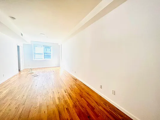 Rented by null | media 31