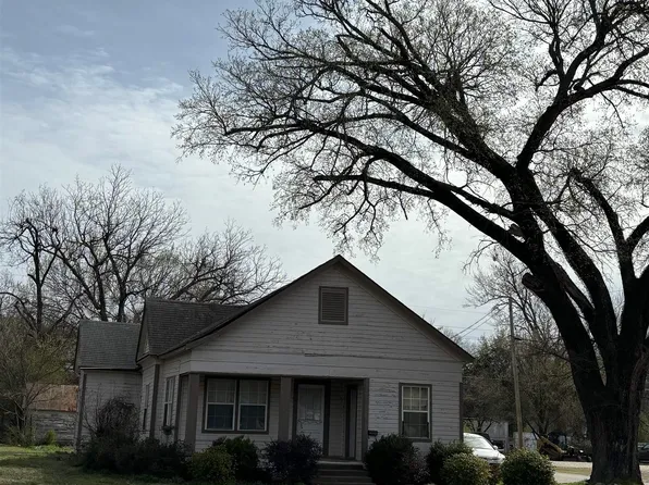 721 S Main St, Nashville, AR 71852