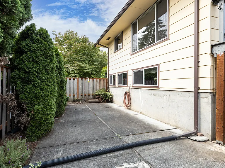 4909 SE Mason Ln — Photo 26