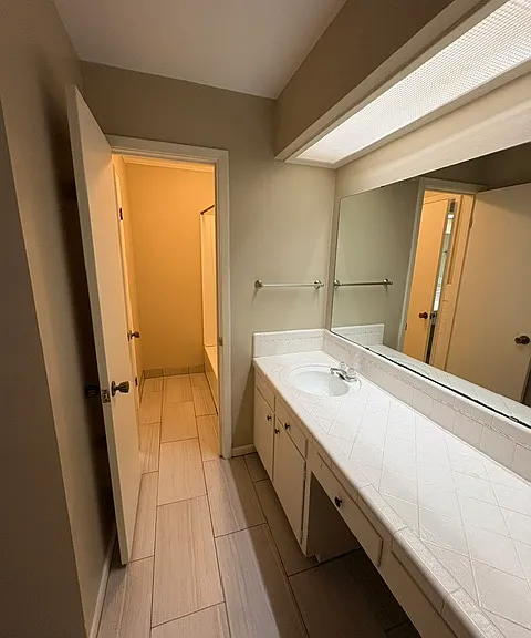 1502 Fairoaks Dr #1 — Photo 9