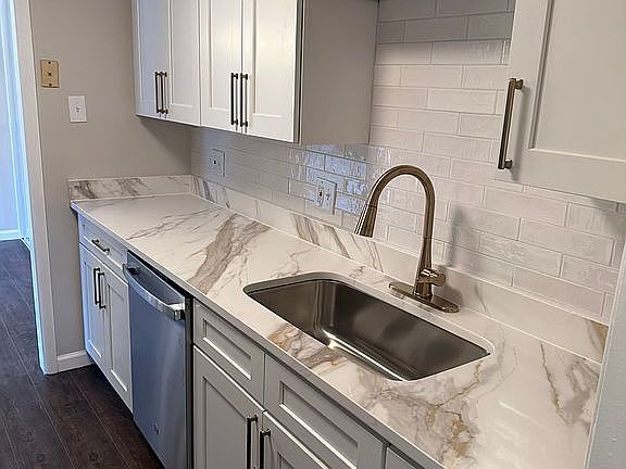 5th image of 5600 Munhall Rd APT 309