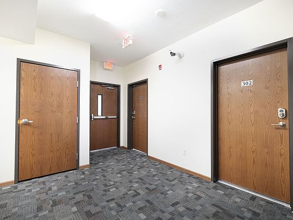 4th image of 311 Bunting Ln APT 307