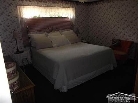 3rd image of 1024 Biddle Ave