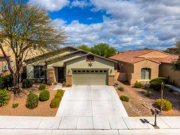 2nd image of 153 E Placita Lago Del Encanto
