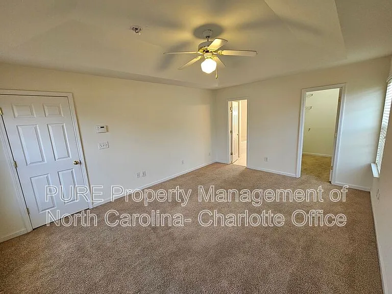 4423 Cades Cove Dr — Photo 17