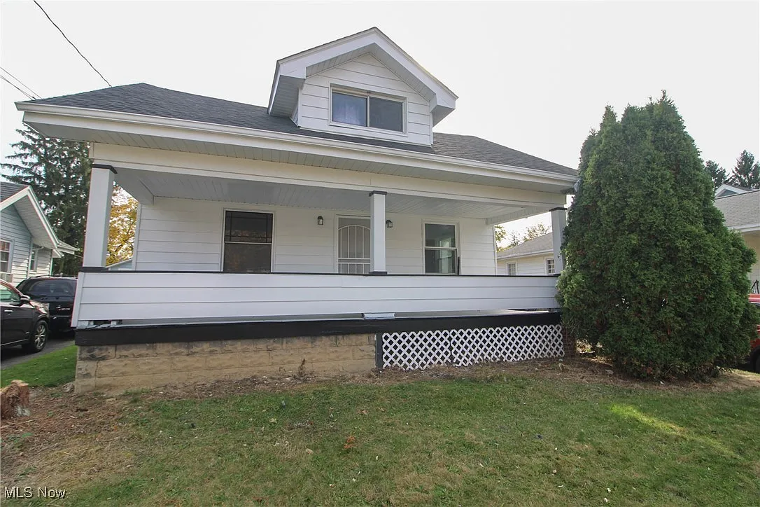 1559 Wakefield Ave photo 1