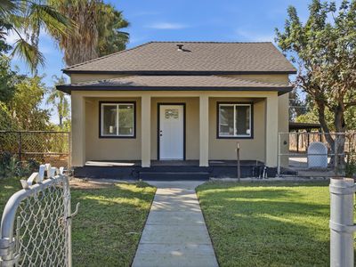 520 E Yale Avenue, Dinuba, CA, 93618
