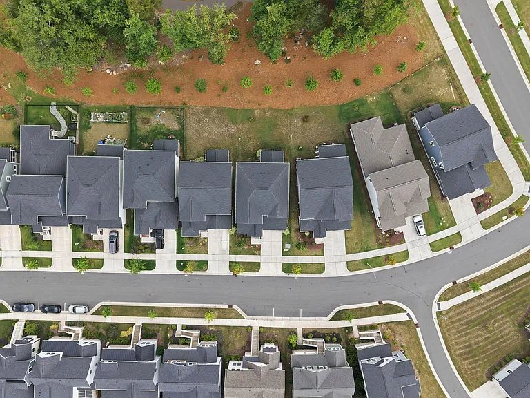 265 Mindees Ln — Photo 40