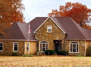 30975 S Indian Rd, Park Hill, OK 74451