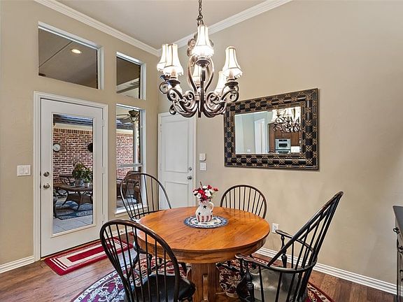 4th image of 4779 Mira Vista Dr
