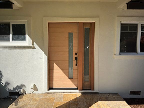 4th image of 436 Knoll Dr