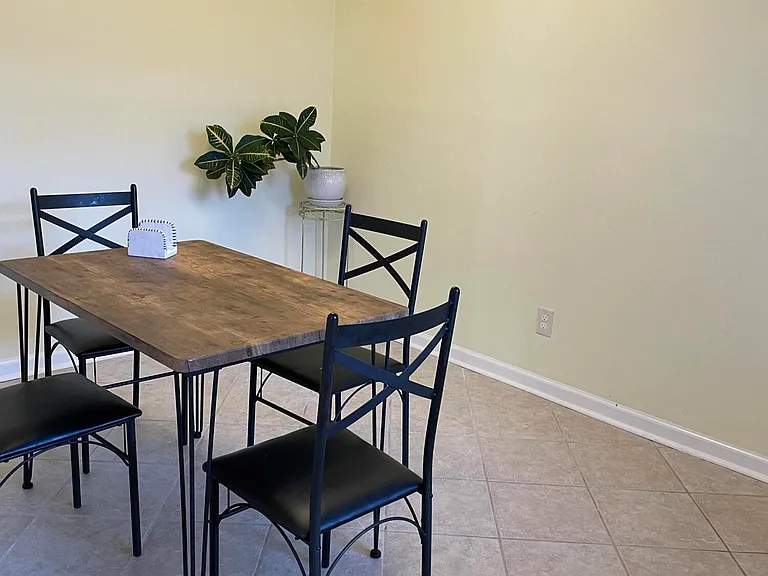 5 Gimbel Pl — Photo 11